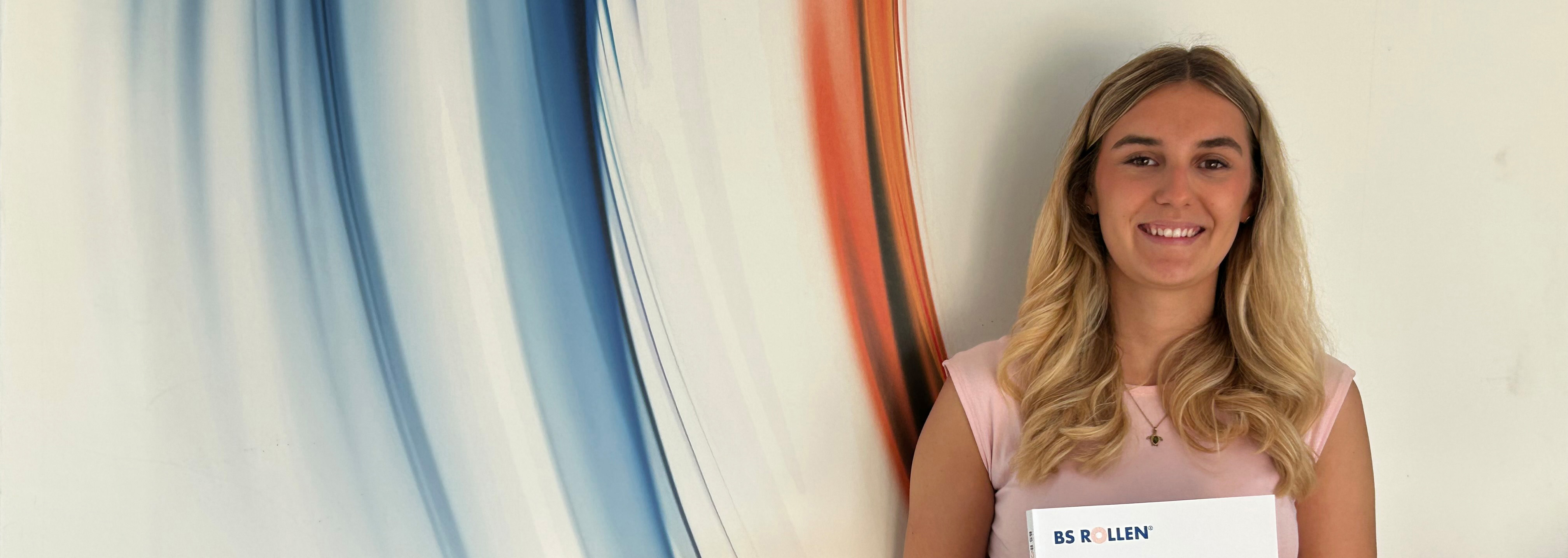 WELCOME to BS Rollen, Lena-Marie Bolte!